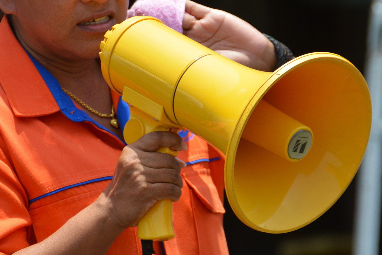 電話代行業者の評価をする利用者